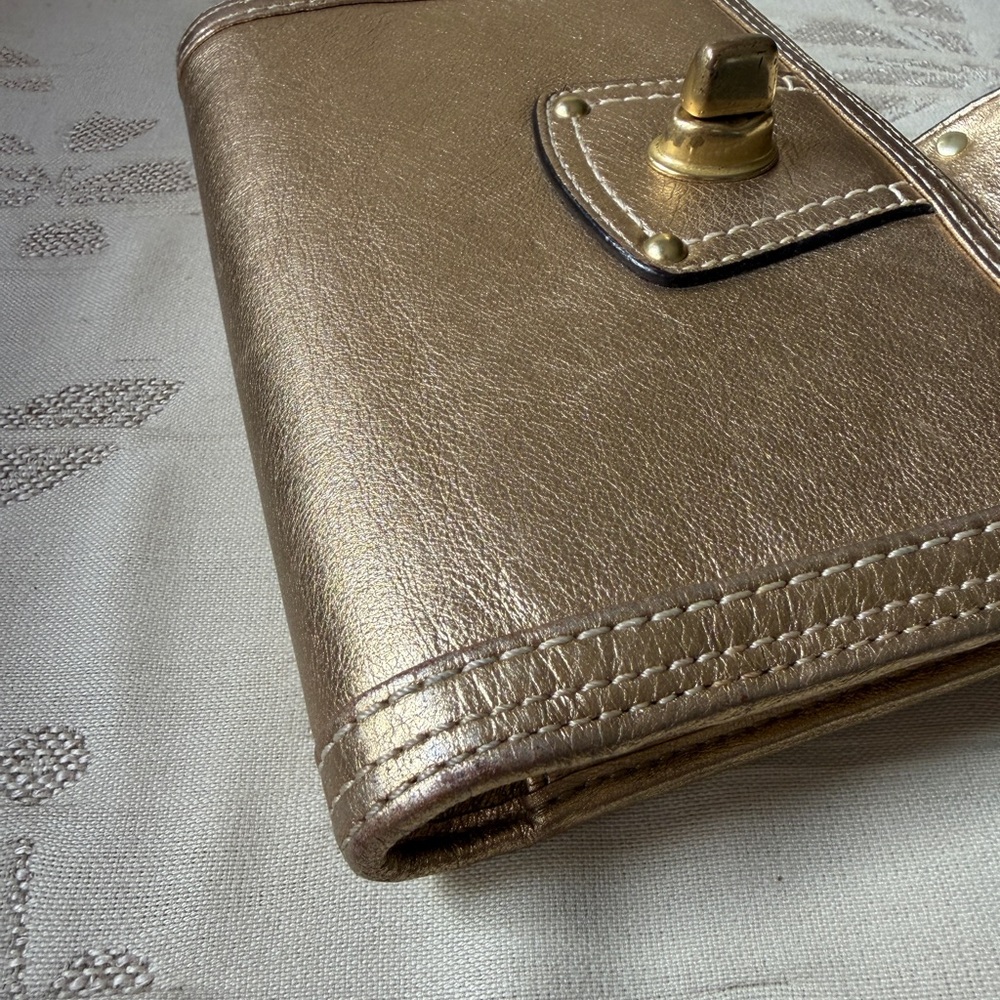 PREOWNED Coach gold leather Turnlock Agenda Wallet - Picture 8 of 12